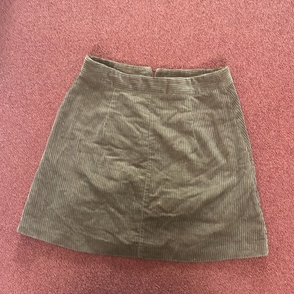 Lost + Wonder Brown Corduroy Mini Skit | Small | Good Condition - Picture 2 of 2